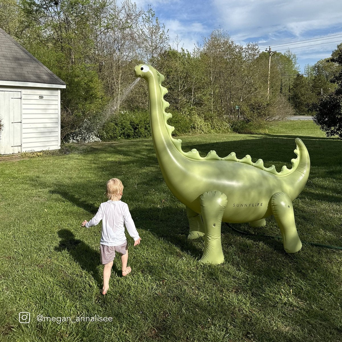 Inflatable Giant Sprinkler - Green - Image 4