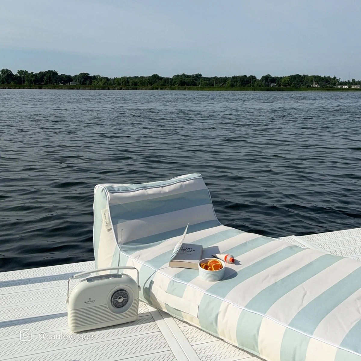 Luxe Lie-On Lounger - Lazy Days - Image 4