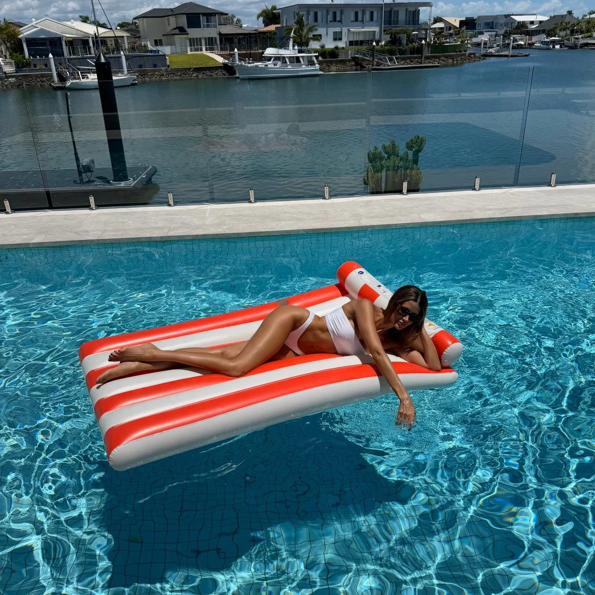 Luxe Lilo - Red Stripe - Image 3