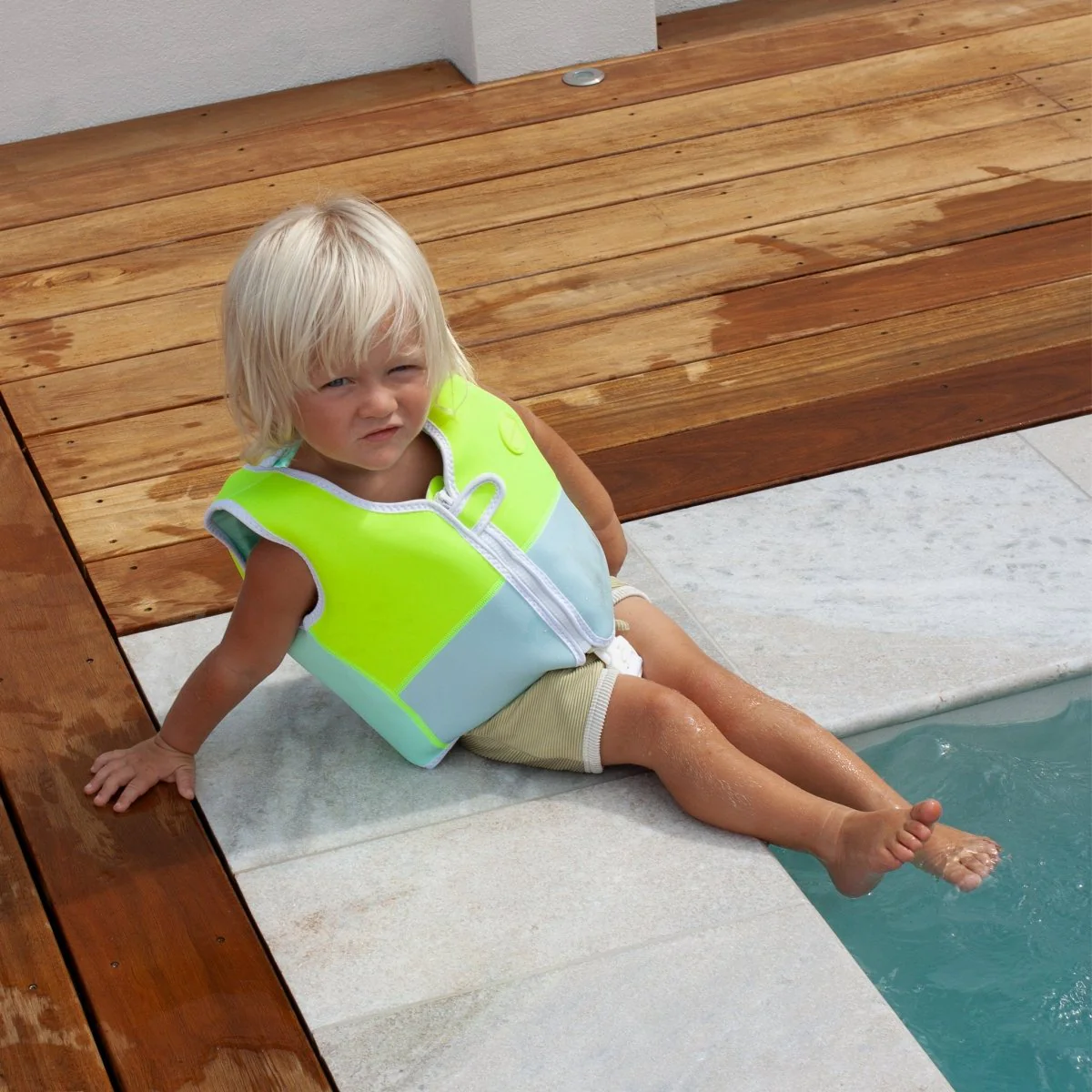 Kids Swim Vest 1-2 - Salty the Shark Neon Yellow - Image 3