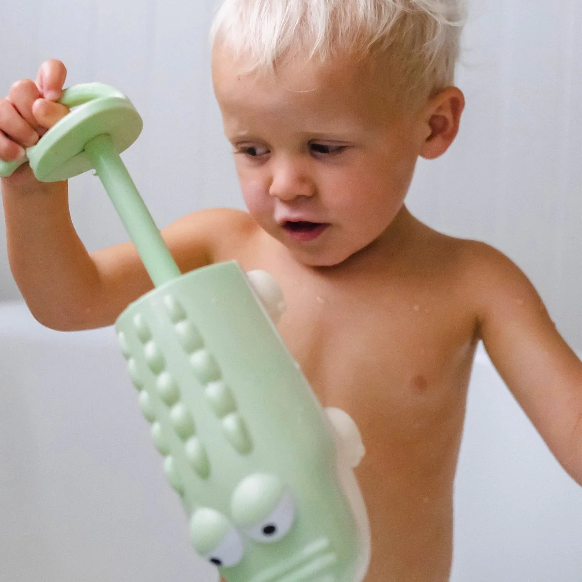 Crocodile Water Squirters - Green - Image 3